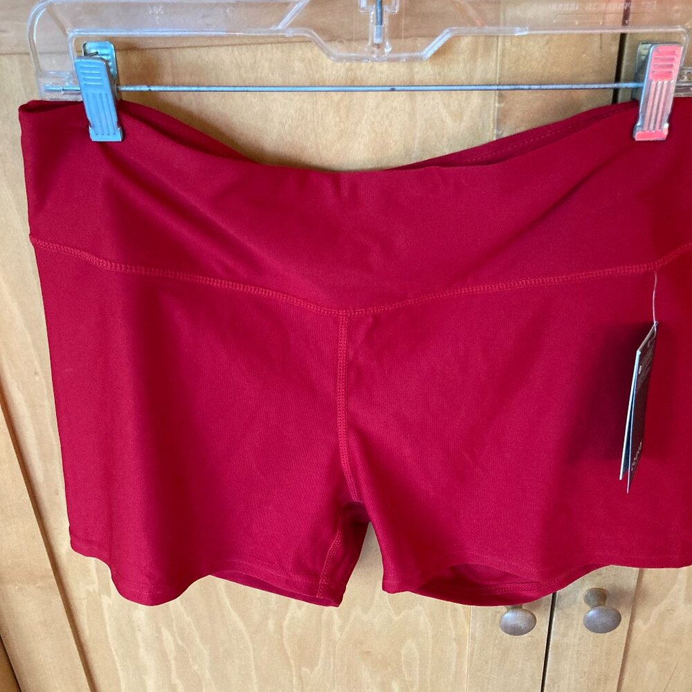 Tesla Women's red Pull-On Stretch Performance Training Shorts XL Brand New NWT